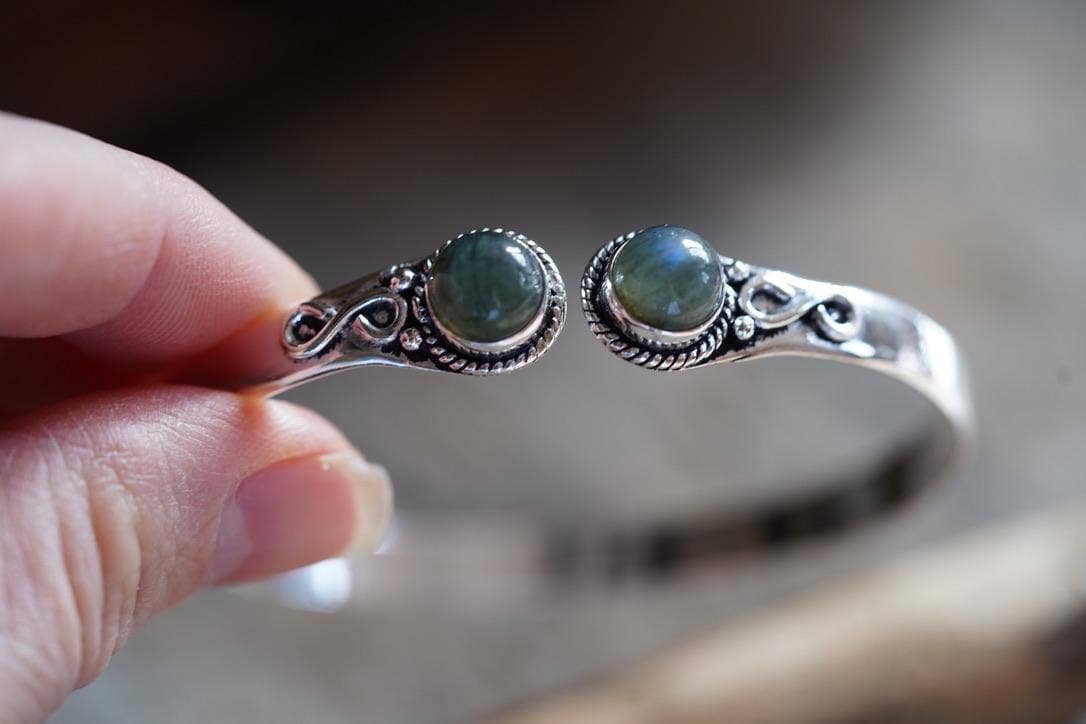 Labradorite Silver Cuff Bracelet, Spiritual Bracelet, Boho Silver Bangle, Statement Cuff, Feminine Jewellery, Gift for Her