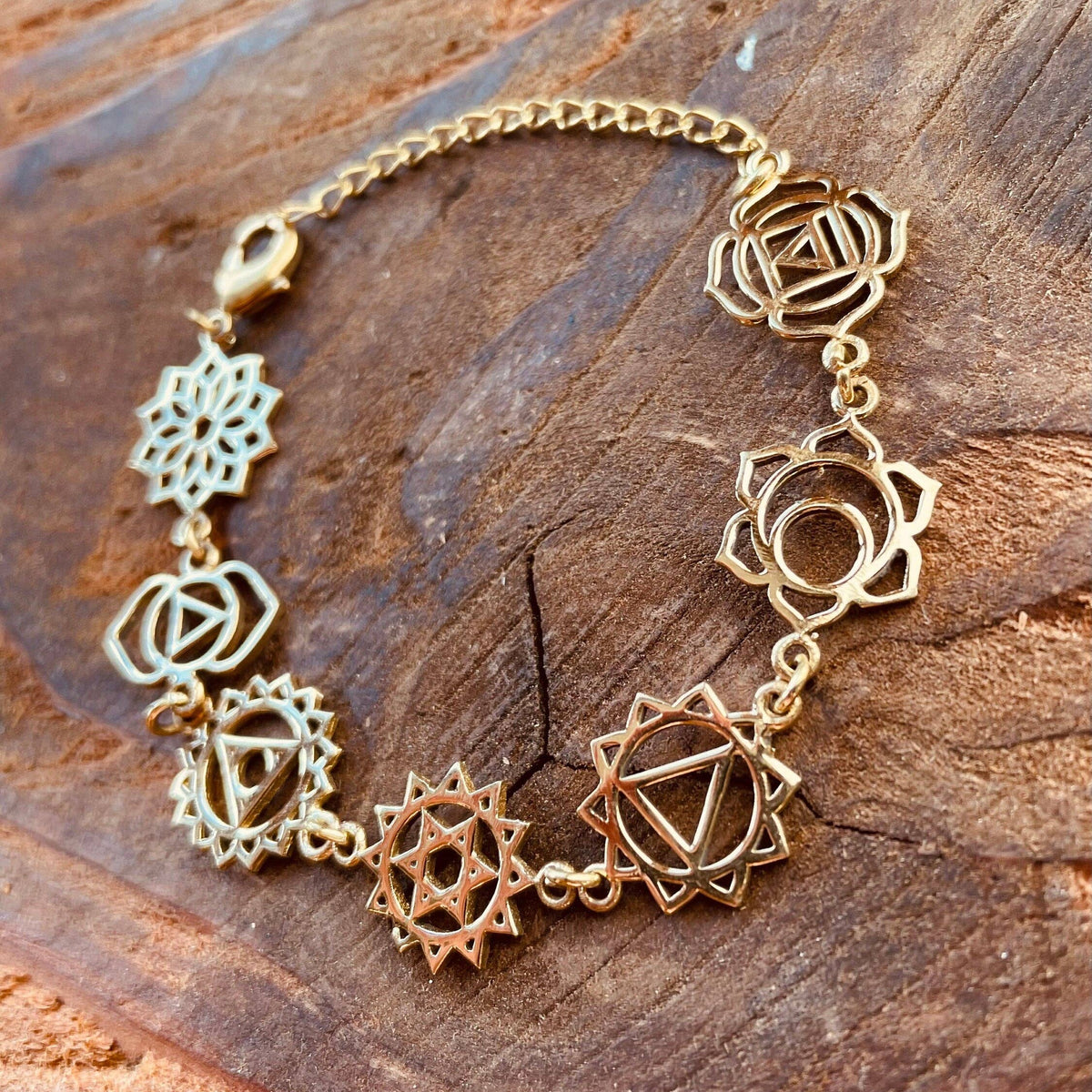 Gold Seven 7 Chakras Bracelet Brass Chain / Yoga / Reiki / Boho / Hippie / Rustic / Ethnic / Crystals / Third Eye / Illuminati