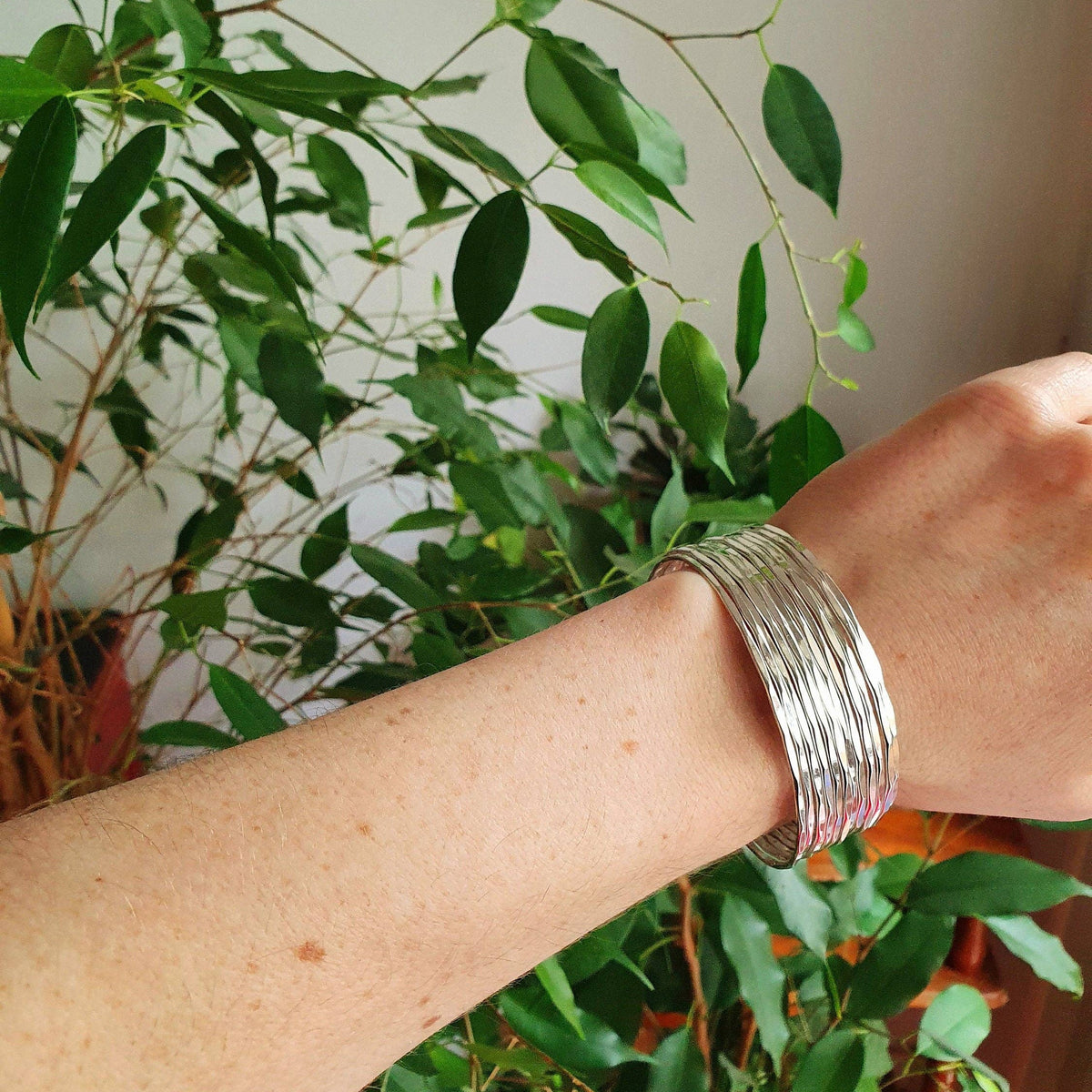 Textured Silver Cuff Bracelet / Boho / Ethnic / Rustic / Bohemian / Hippie / Gypsy / Jewellery / Adjustable
