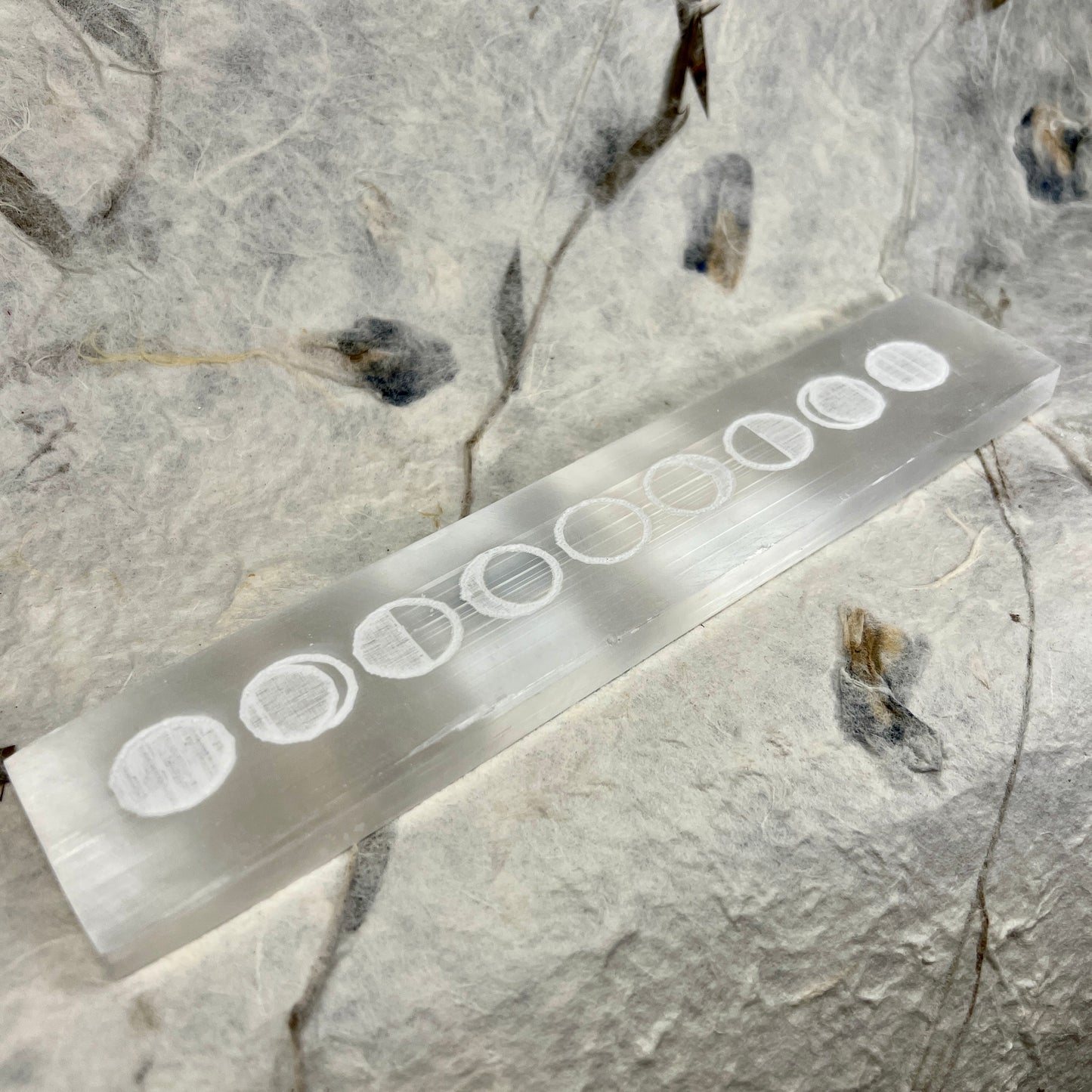 Selenite Charging Plate - Lunar Pattern