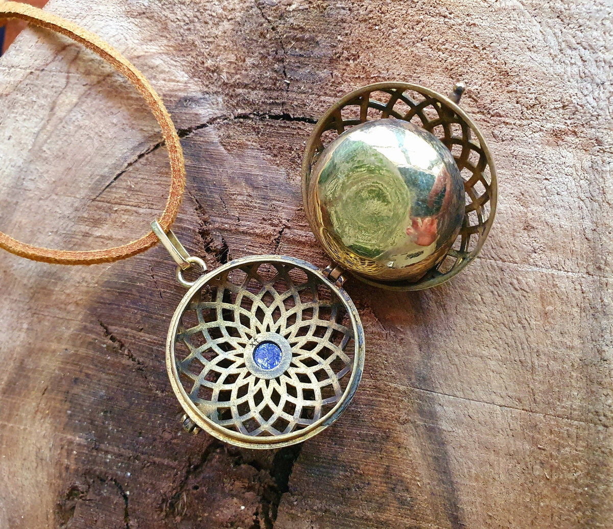Golden Bola Necklace Brass & Amethyst / Pregnancy / Hypoallergenic / Harmony Ball / Chimes / Bell / Vegan / Ethnic / Boho  / Hippie /