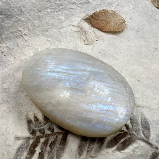 Moonstone Palm Stone