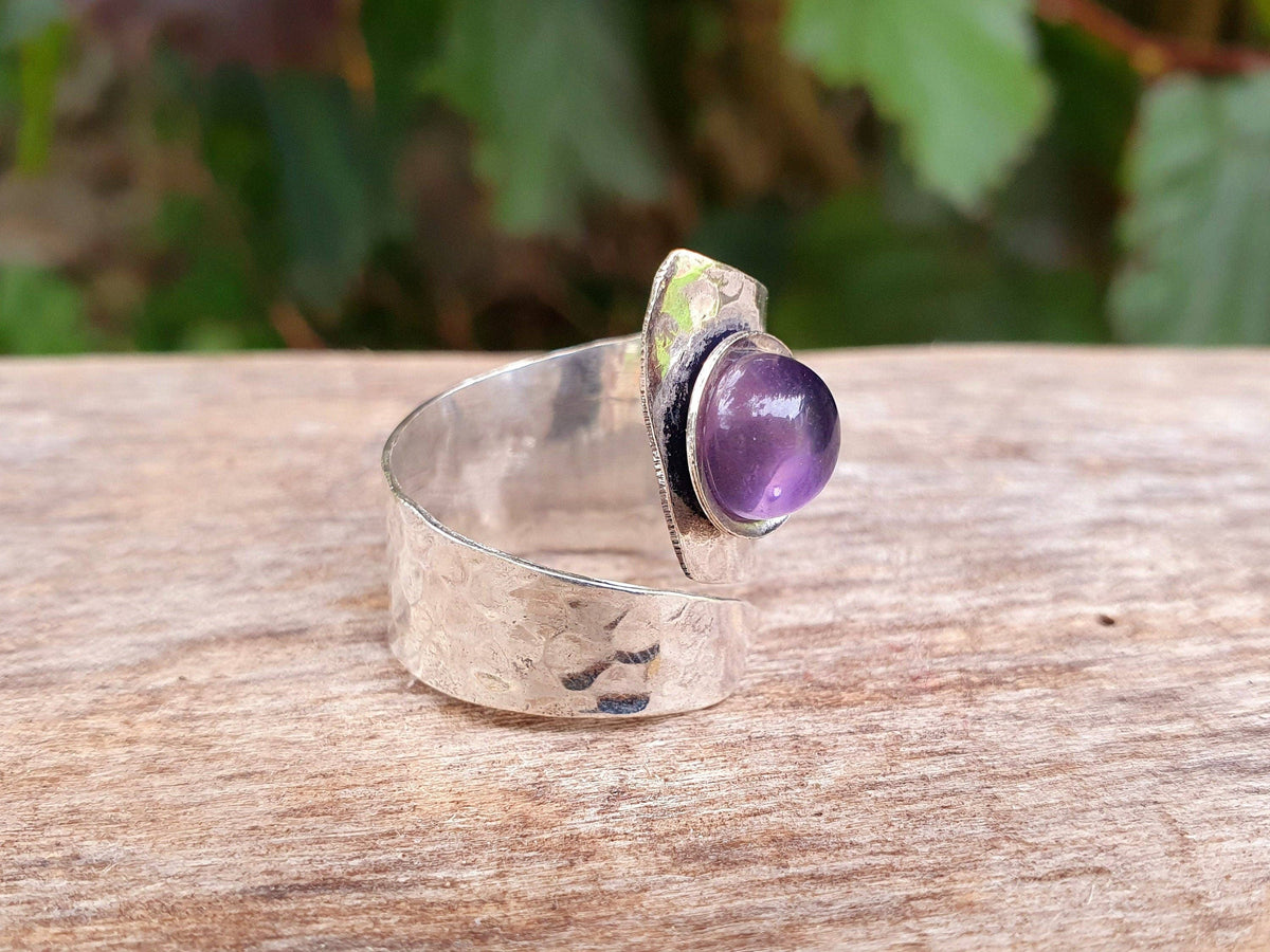 Ethnic style Silver & Amethyst Ring / Adjustable / Boho /  Bohemian / Psy / Rustic / Tribal / Gypsy / Festival / Healing / Festival