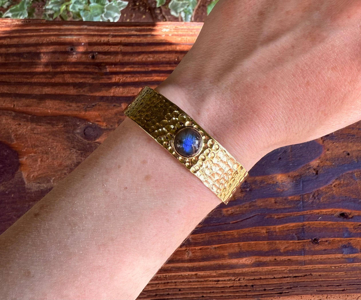 Hammered Brass Bracelet Labradorite , Adjustable Bohemian Jewellery, Ethnic Style, Rustic