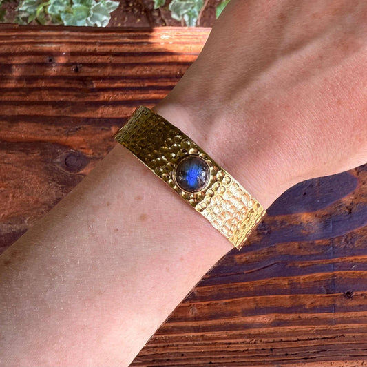 Hammered Brass Bracelet Labradorite , Adjustable Bohemian Jewellery, Ethnic Style, Rustic