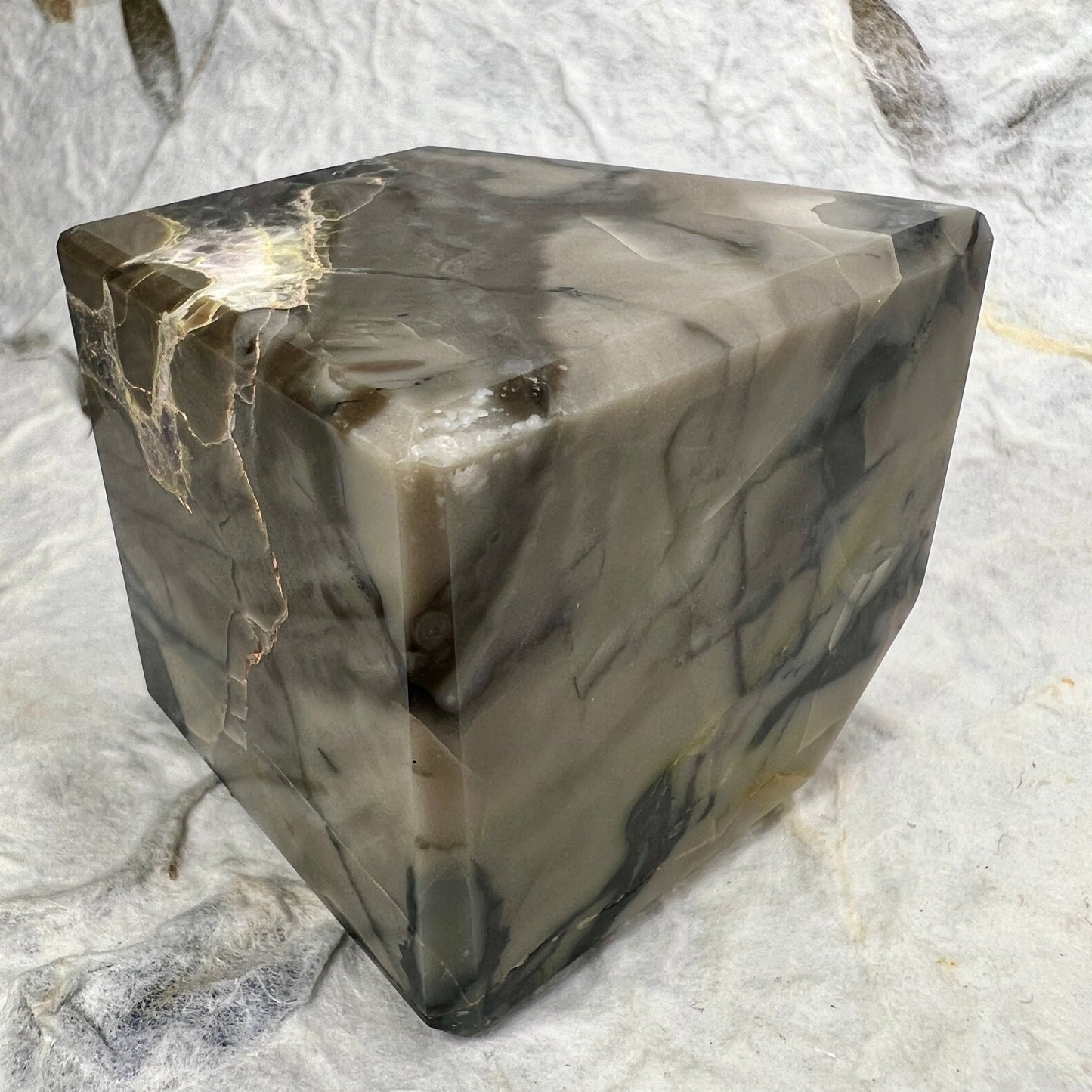 Volcano Agate Cube - UV Reactive