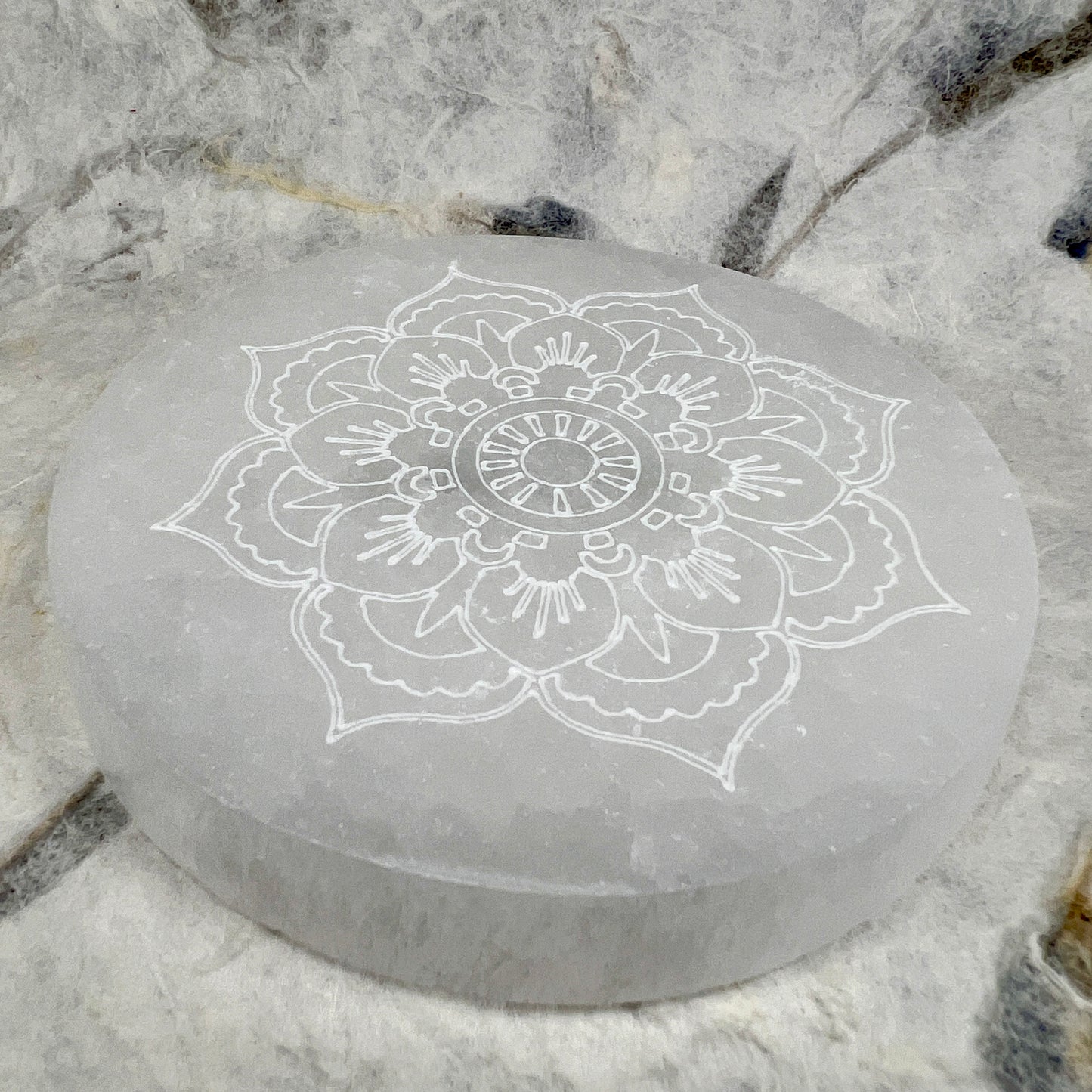 Selenite Circular Charging Plate - Mandala