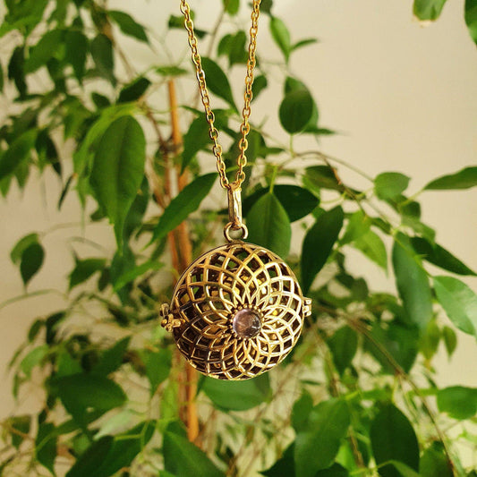 Golden Bola Necklace Brass & Amethyst / Pregnancy / Hypoallergenic / Harmony Ball / Chimes / Bell / Vegan / Ethnic / Boho  / Hippie /