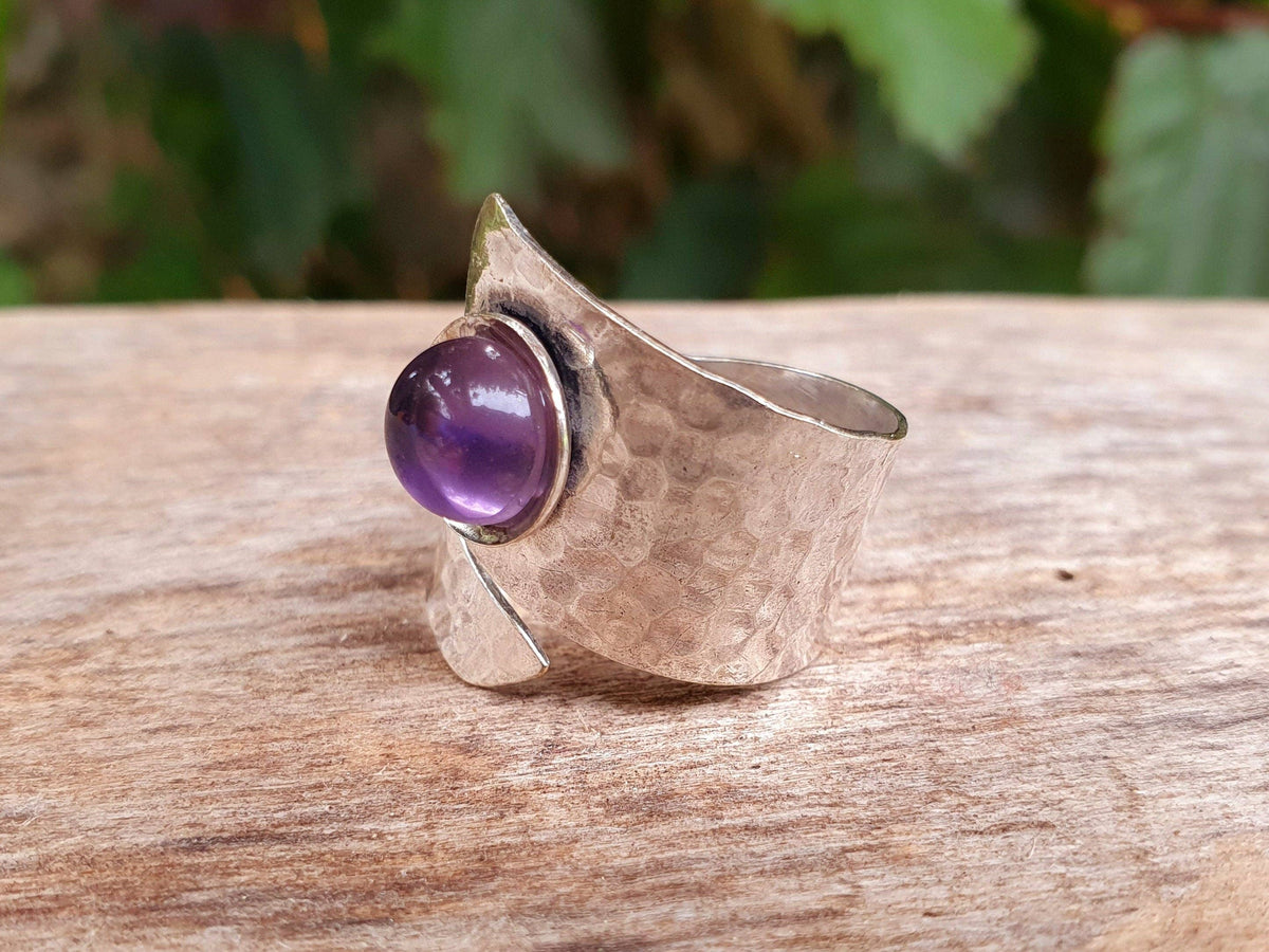 Ethnic style Silver & Amethyst Ring / Adjustable / Boho /  Bohemian / Psy / Rustic / Tribal / Gypsy / Festival / Healing / Festival