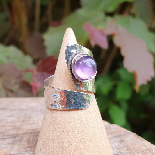 Ethnic style Silver & Amethyst Ring / Adjustable / Boho /  Bohemian / Psy / Rustic / Tribal / Gypsy / Festival / Healing / Festival