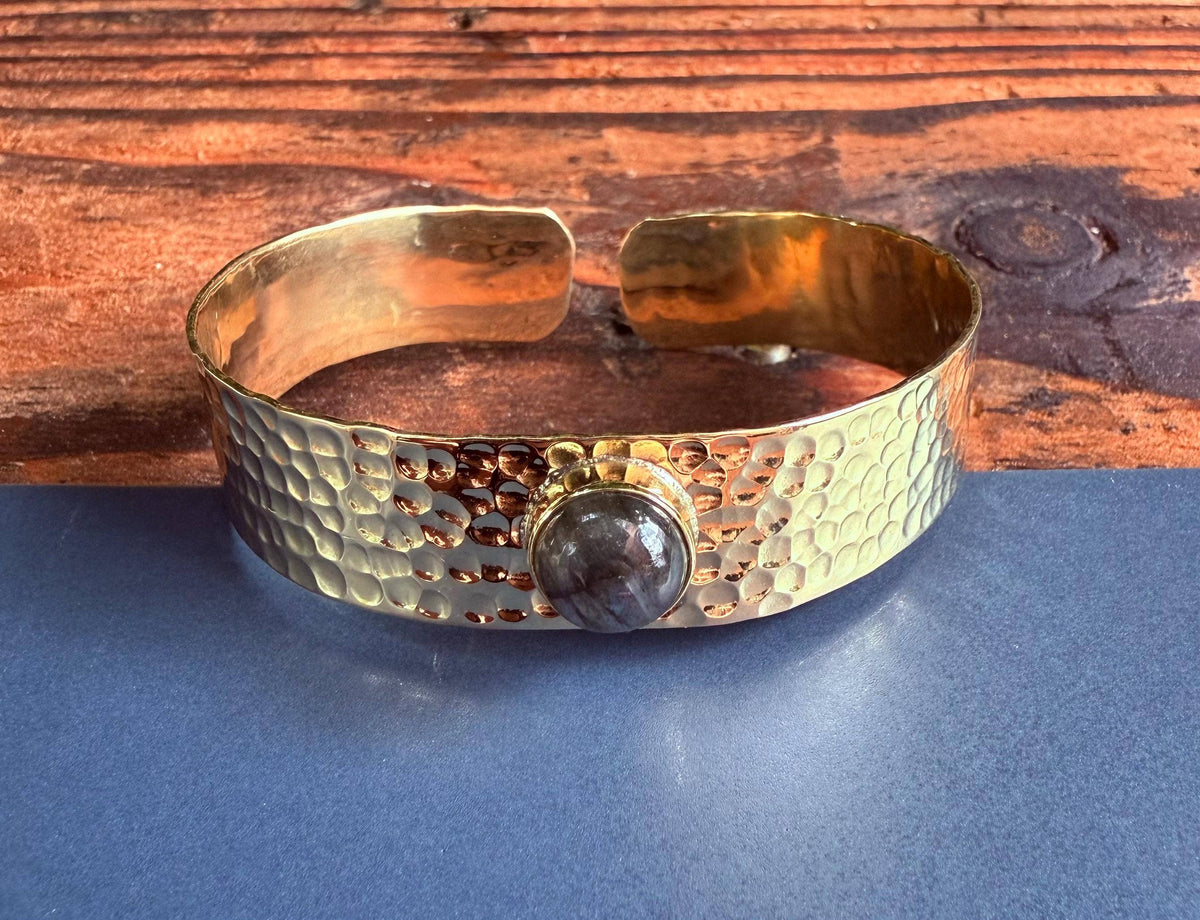 Hammered Brass Bracelet Labradorite , Adjustable Bohemian Jewellery, Ethnic Style, Rustic