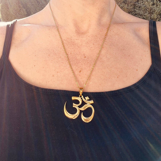 Gold Om Necklace Yoga Boho Jewellery Brass Ethnic Style Bohemian Look Psytrance Tribal Gift for Her Festival Travelling