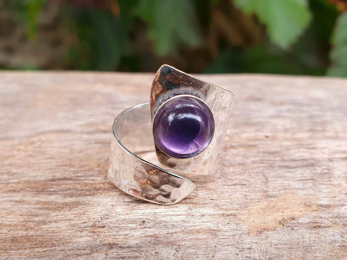 Ethnic style Silver & Amethyst Ring / Adjustable / Boho /  Bohemian / Psy / Rustic / Tribal / Gypsy / Festival / Healing / Festival